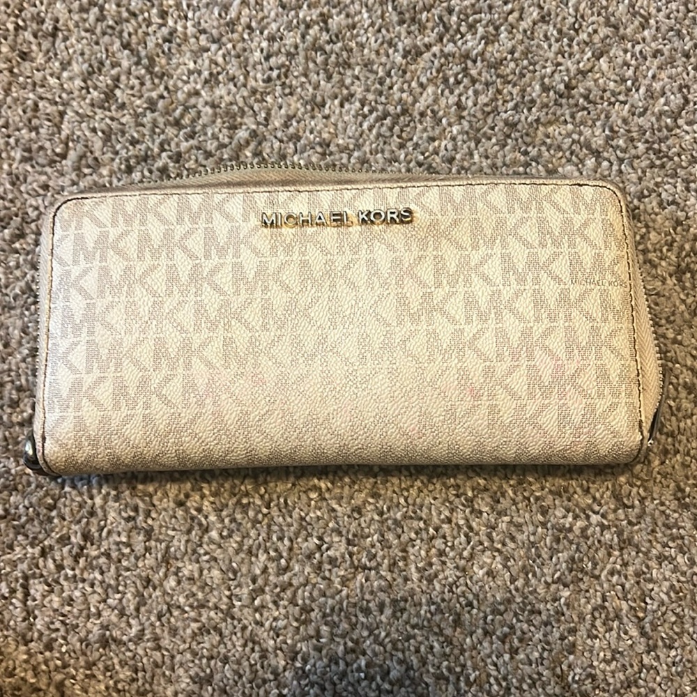 Michaell Kors